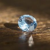 Diamant als Symbol für alternative Bestattungsarten